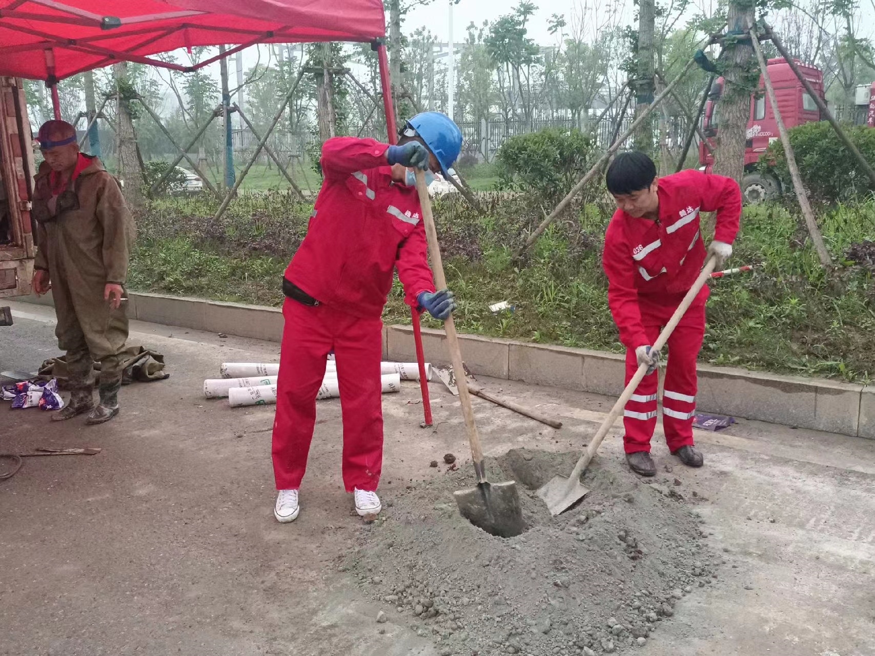 海丰管道疏通哪家好】及时进行市政管道清淤